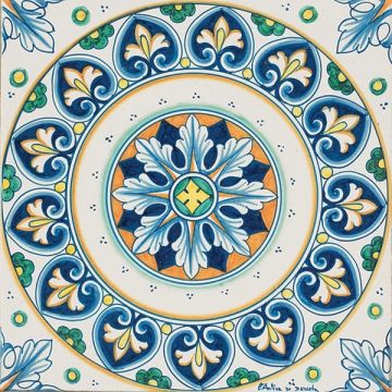 Hand-painted Deruta tile ad05 by Antica Deruta, Italy. The tile is entirely handcrafted.