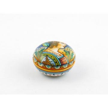 Italian small keepsake box featuring a Renaissance-style portrait handmade by Alvaro Binaglia in Deruta Italy - main image
