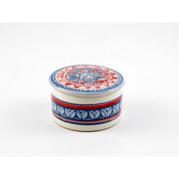 Italian hand-painted ceramic keepsake box from the Rinascimento collection handmade by Ceramiche Rampini in Gubbio, Italy