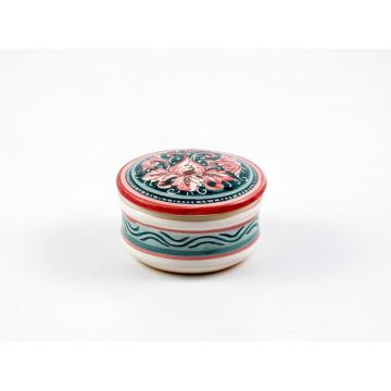 Italian hand-painted ceramic keepsake box from the Rinascimento collection handmade by Ceramiche Rampini in Gubbio, Italy