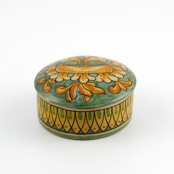 Italian green and cream keepsake box handmade by Ceramiche Magnanelli in Gubbio, Italy