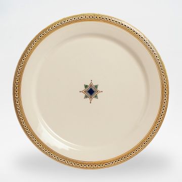 Italian dinner plate from the Occhio di Gatto collection, handmade by Francesco Fasano in Grottaglie, Italy