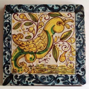 Sicilian tile GH08 hand-painted with traditional designs by Ghenos, Messina - Italy