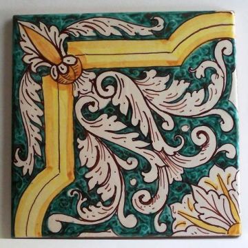 Sicilian modular tile GH21 hand-painted with traditional designs by Ghenos, Messina - Italy