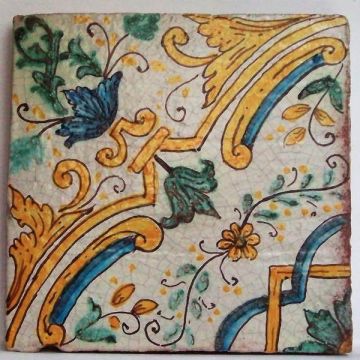 Sicilian modular tile GH22 hand-painted with traditional designs by Ghenos, Messina - Italy