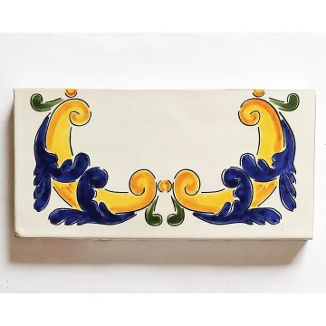 Hand-painted Italian border tile LF03 from the Classic collection, entirely handcrafted by La Fauci in Messina, Sicily
