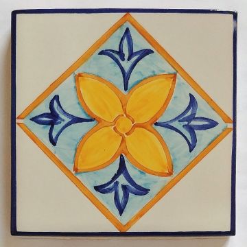 Hand-painted Italian tile LF04 from the Classic collection, entirely handcrafted by La Fauci in Messina, Sicily