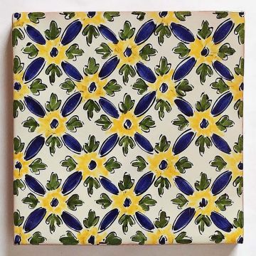 Hand-painted Italian tile LF13 from the Classic collection, entirely handcrafted by La Fauci in Messina, Sicily