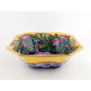 Italian octagonal serving bowl Lilium from the Ottagonali Collection handmade by Francesca Niccacci in Deruta
