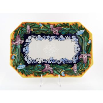 Italian octagonal platter Lilium from the Ottagonali Collection handmade by Francesca Niccacci in Deruta