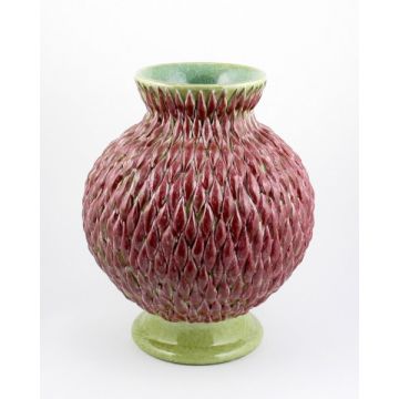 Tuscan vase with en relief petals handcrafted by ND Dolfi in Montelupo Fiorentino, Italy