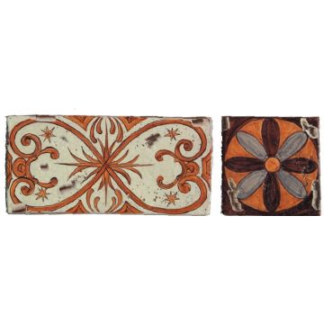 Hand-painted Deruta tile sn by Antica Deruta, Italy. The tile is entirely handcrafted.