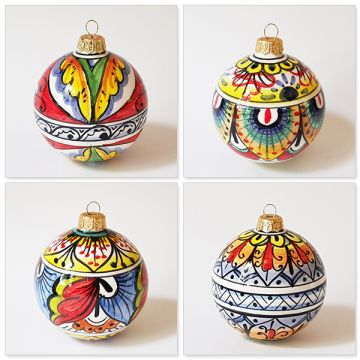 Set of four Italian Christmas ball ornaments handmade by Francesca Niccacci in Deruta