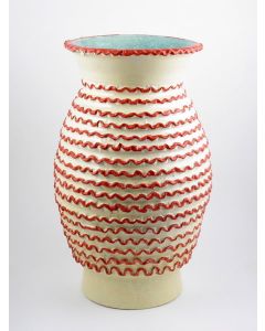 Tuscan vase with en relief stripes handcrafted by ND Dolfi in Montelupo Fiorentino, Italy