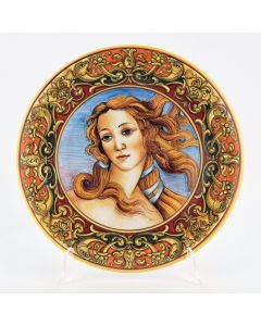 Italian wall plate featuring a Renaissance-style portrait of Venus handmade by Francesca Niccacci in Deruta