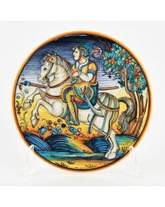 Italian wall plate featuring a Renaissance-style portrait of a knight handmade by Francesca Niccacci in Deruta